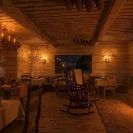 Aila Hideaway Moskuvaara